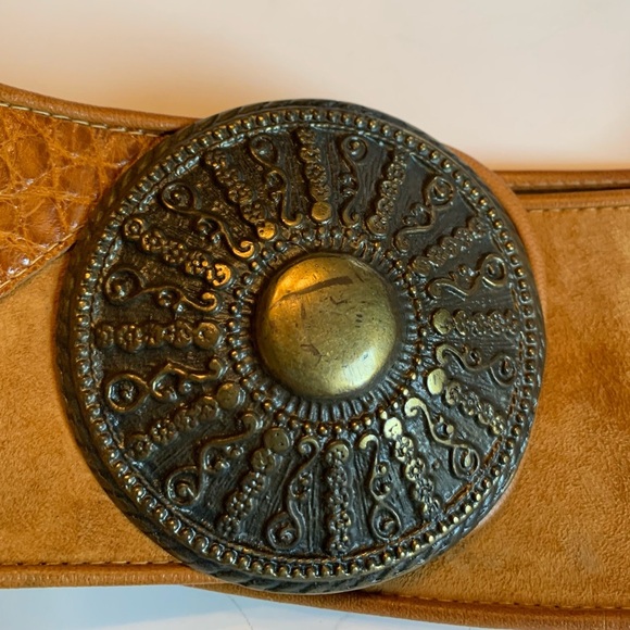 Tan suede and leather belt - Picture 2 of 8